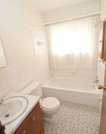 5th image of 3826 Stinson Blvd #305