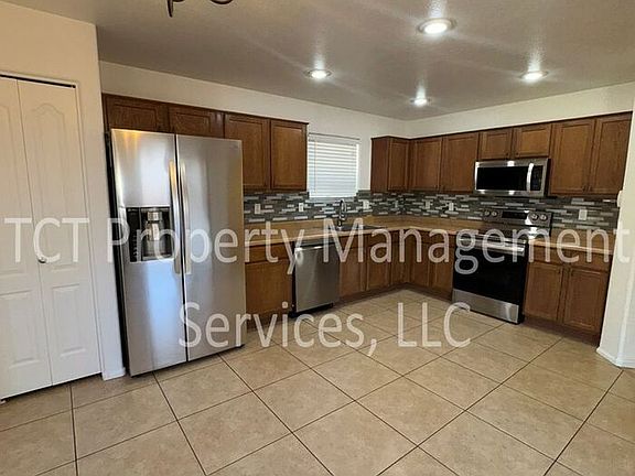 4th image of 28579 N Dolomite Ln