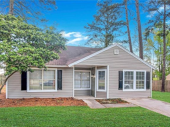 2nd image of 66 Egret Cir