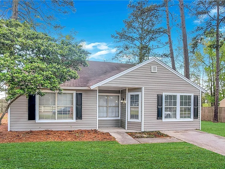66 Egret Cir — Photo 2