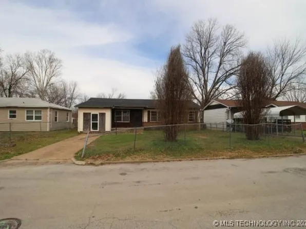 1615 A And M Dr, Okmulgee, OK 74447