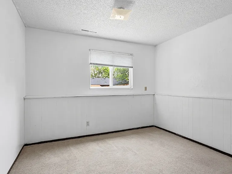 7240 Shawnee Way — Photo 33