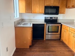 9739 Park St APT 5, Bellflower, CA 90706