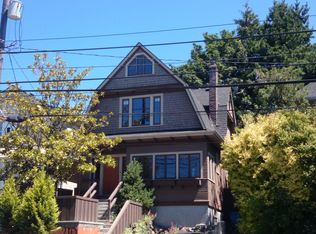 210 12th Ave E, Seattle, WA 98102
