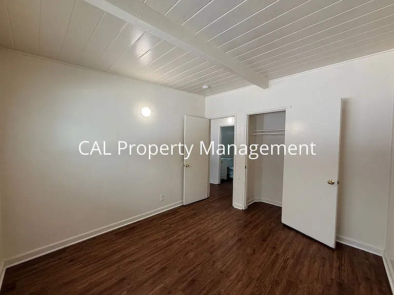 1059 N Sanborn Rd — Photo 21