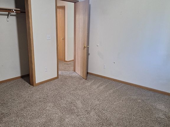 4th image of 3622 5th Ave