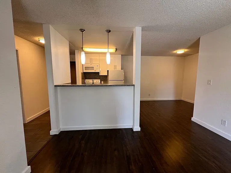2240 Blake St — Photo 7