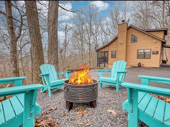 2nd image of 2531 Hunter Rd