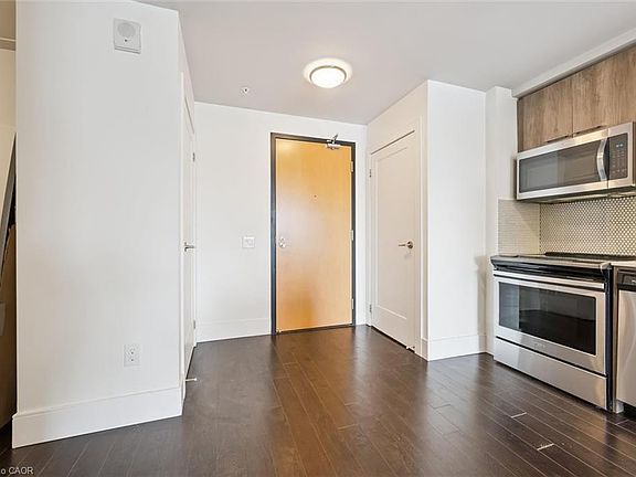 4th image of 15 Prince Albert Blvd #309