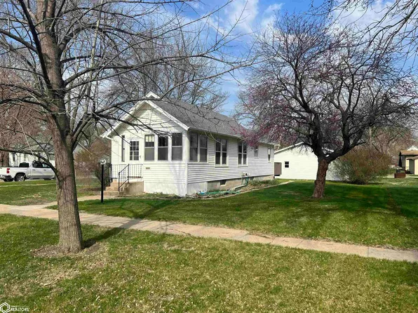 901 4th St, Onawa, IA 51040