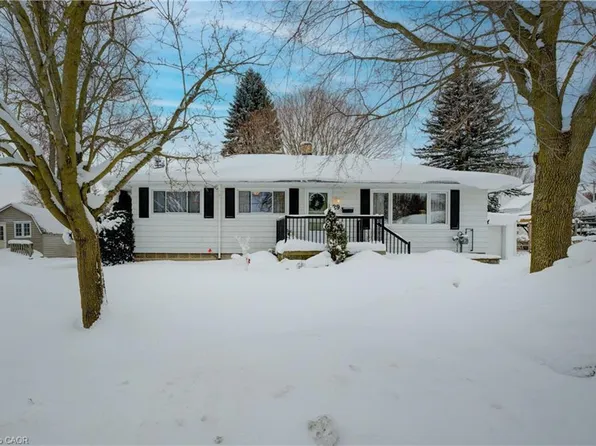 29 King St N, Minto, ON N0G 1Z0