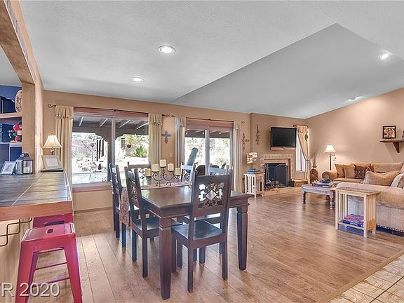 5th image of 3828 Boca Grande Ave