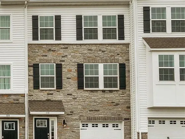 307 Lantern Ct, Sellersville, PA 18960
