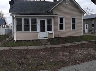 710 17th Ave, Fulton, IL 61252