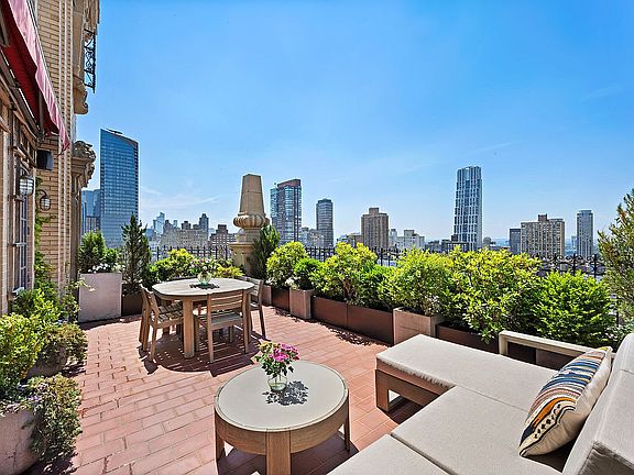 3rd image of 12 W 72nd St Unit Ph27a