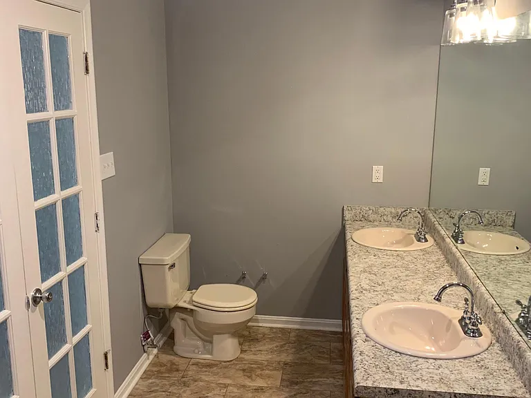 636 Maplewood Dr — Photo 13