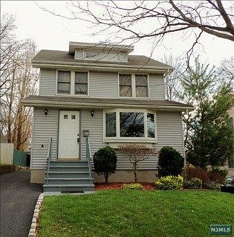 2nd image of 62 Chestnut Ave