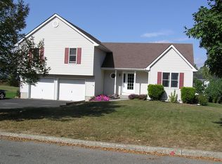 239 Tompkins Rd, Montgomery, NY 12549