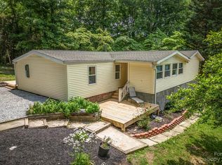 170 E Poplar Dr, Hendersonville, NC 28792