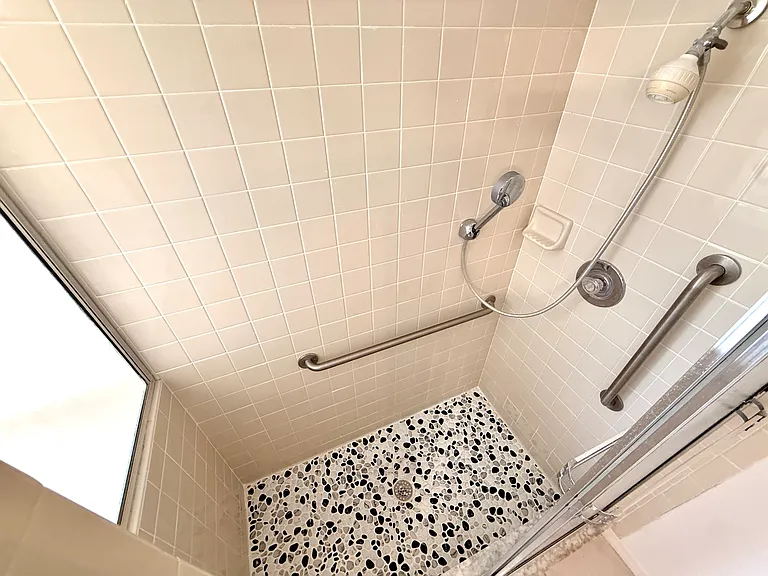 7830 Becket St — Photo 33