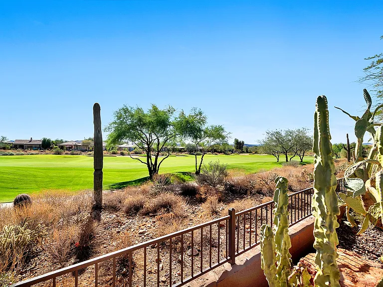 2519 W Myopia Dr — Photo 3