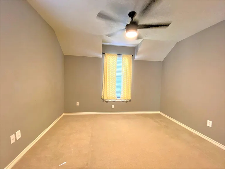 12303 Longfellow Dr — Photo 19