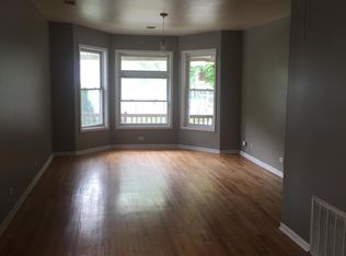 2846 W Henderson St APT 1, Chicago, IL 60618