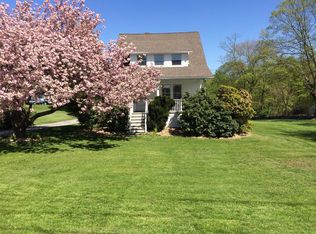 367 Round Hill Rd, Greenwich, CT 06831