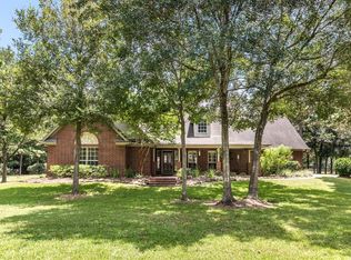 1331 Chocolate Bayou Dr, Alvin, TX 77511
