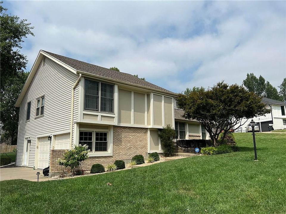 4313 Stonecrest Dr, Saint Joseph, MO 64506 Zillow