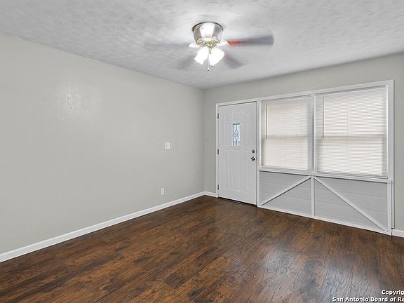 4th image of 1809 N Mckinley