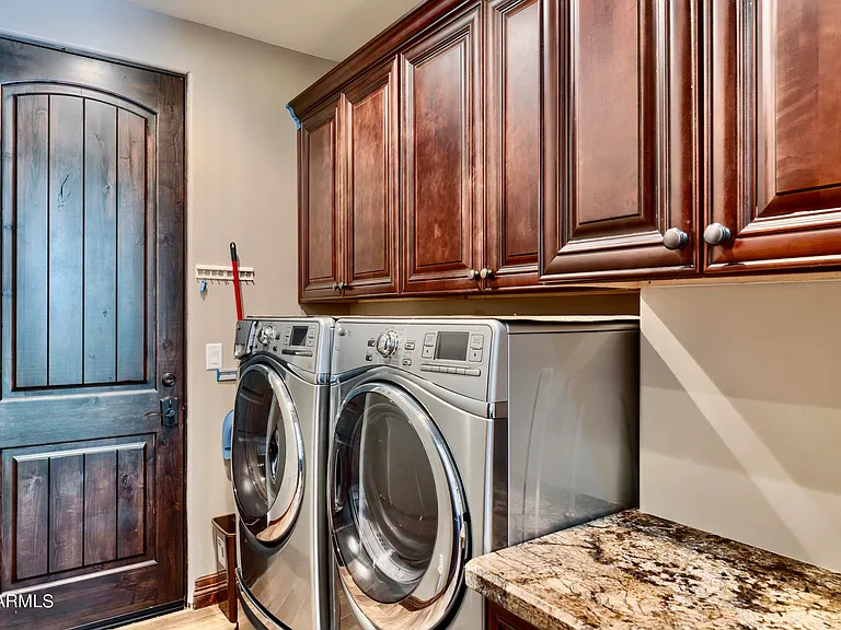 11741 E Parkview Ln — Photo 21