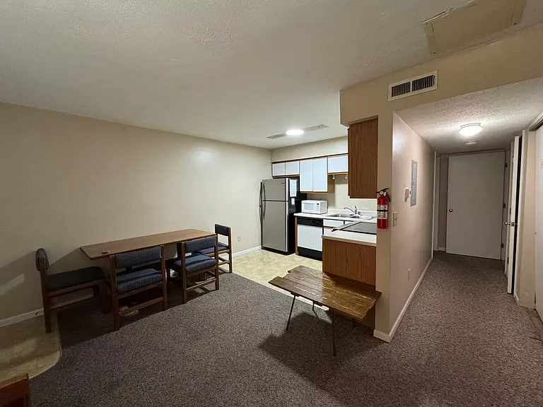 978 Irving Ave #45 — Photo 5