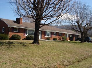 96 Blue Ridge Dr, Blue Ridge, VA 24064