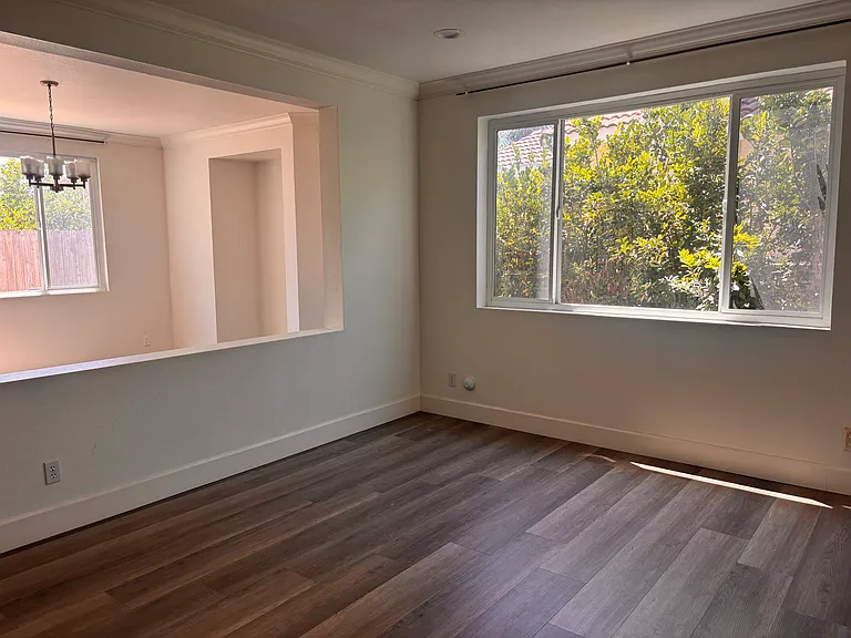 11267 Corsica Ct — Photo 4