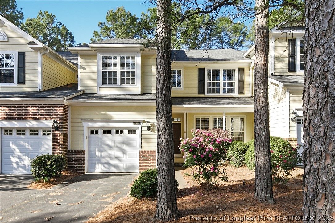 212 Whispering Pines Dr