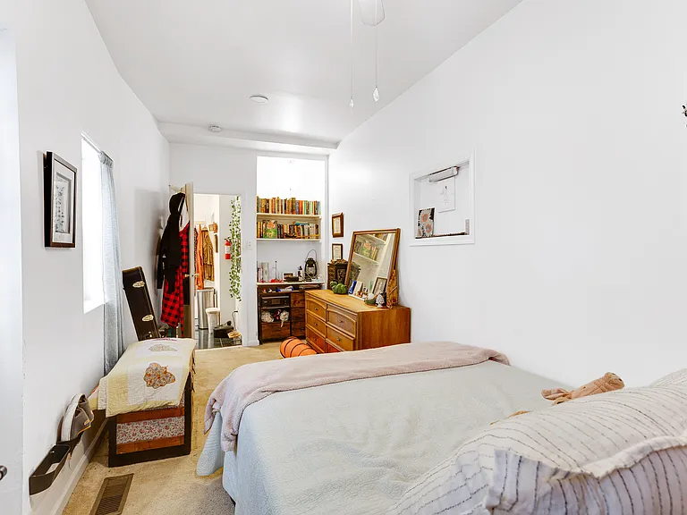 506 S 4th St #1 — Photo 10