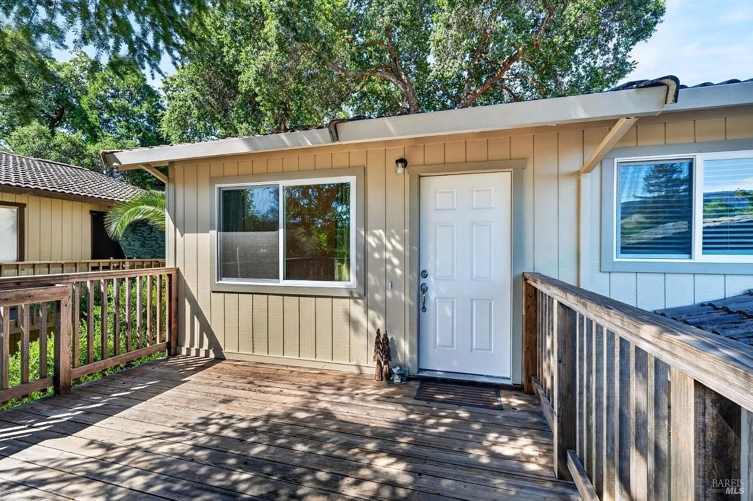 517 N Jefferson Street - Photo 2