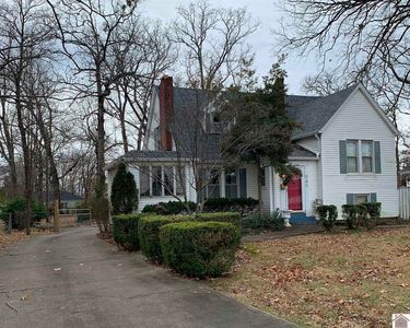 1105 Sycamore St, Murray, KY, 42071