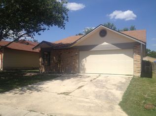 8454 Cascade Ridge Dr, San Antonio, TX 78239