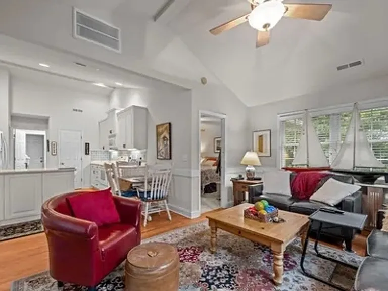 815 Pelican Dr — Photo 15