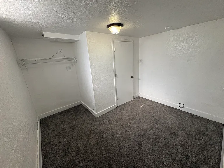 1522 Hall Ave #B — Photo 7