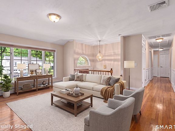5th image of 208 Sigwin Drive