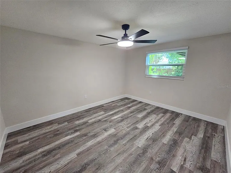 4843 Camphor Ave — Photo 10