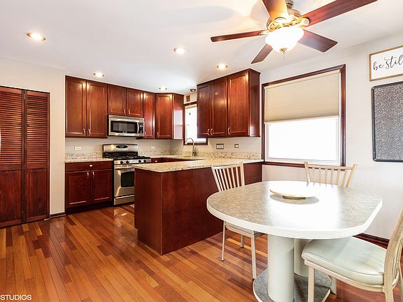 4th image of 13155 E Playfield Dr