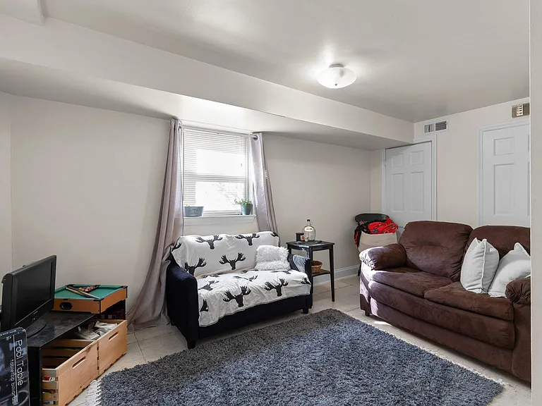 4506 Guilford Rd — Photo 14