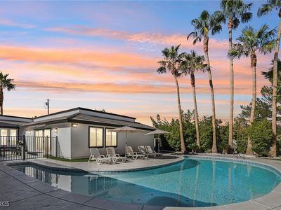 5001 N Cimarron Rd, Las Vegas, NV, 89149