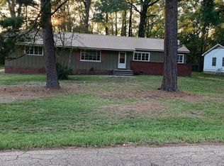 3625 Meadow Lane Rd, Jackson, MS 39212
