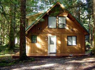 13009 Crystal Ln, Glacier, WA 98244