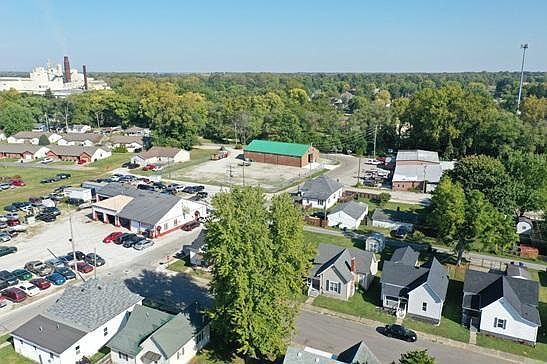 3rd image of 702 Indiana Ave